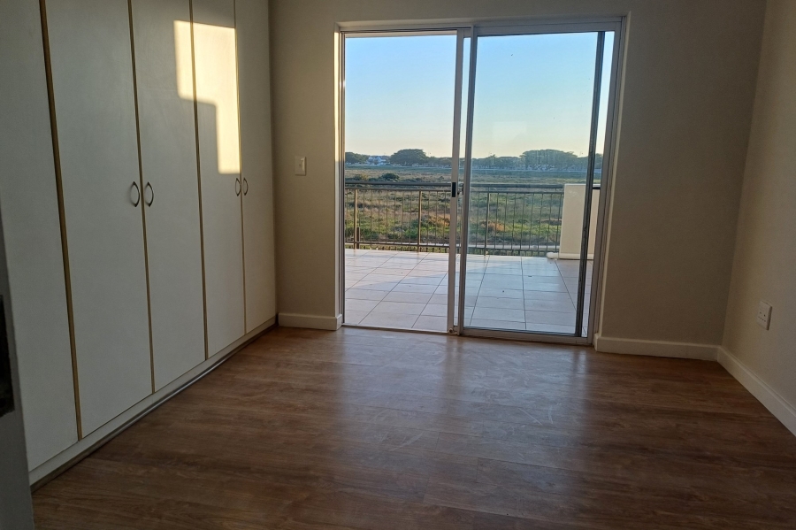 To Let 2 Bedroom Property for Rent in Royal Ascot Western Cape